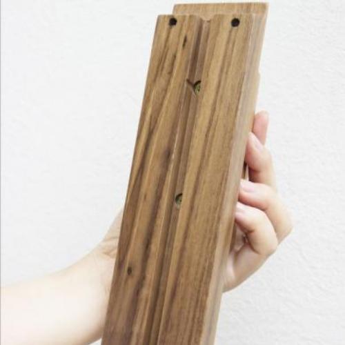 壁掛けブラケット Wood Bracket BOOM
