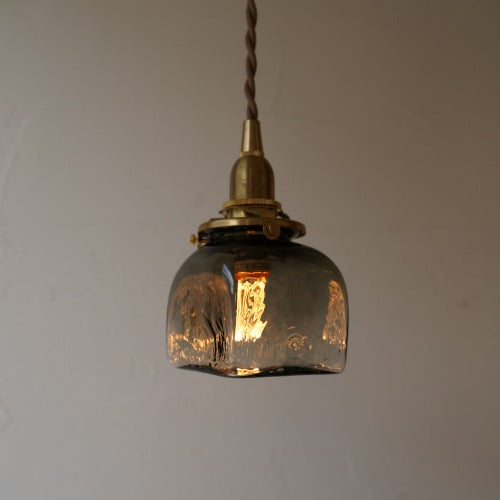 角瓶(墨透き被せ) 安土草多氏 ガラスペンダントライト 照明