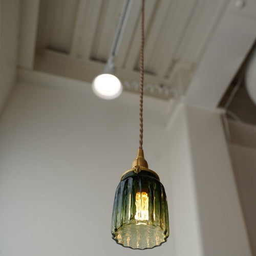 鳴門筒瓶(緑透き被せ) 安土草多 ガラスペンダントライト