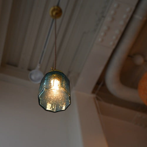 安土草多 十角瓶(青透き被せ) ガラスペンダントライト