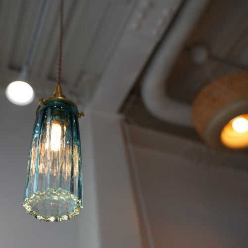 鳴門細筒瓶(青透き被せ) 安土草多 ガラスペンダントライト