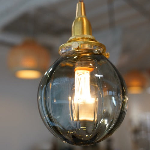 さざ波硝子店×KIKKAKEKKO オリジナルペンダントライト グレー