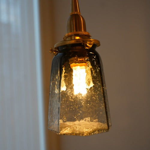 八角錐台瓶 (墨透き被せ) 安土草多 ガラスペンダントライト