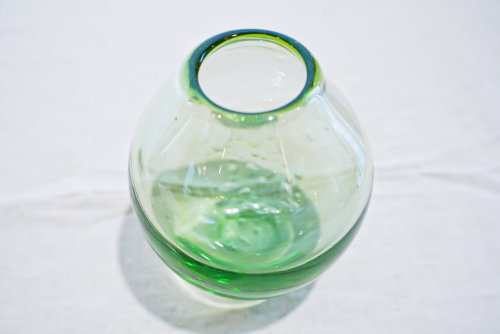 花瓶　琵琶湖彩　glass imeca