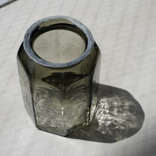 安土草多 八角筒瓶 （墨透き被せ） ガラスペンダントライト
